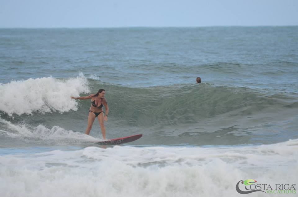 Surf Tamarindo Beach